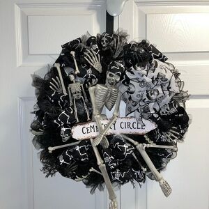 Halloween skeleton wreath